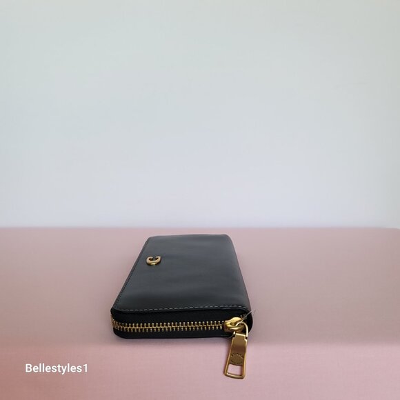COACH Slim Accordion Smooth Leather Wallet – Black color ⭐ - Picture 11 of 16